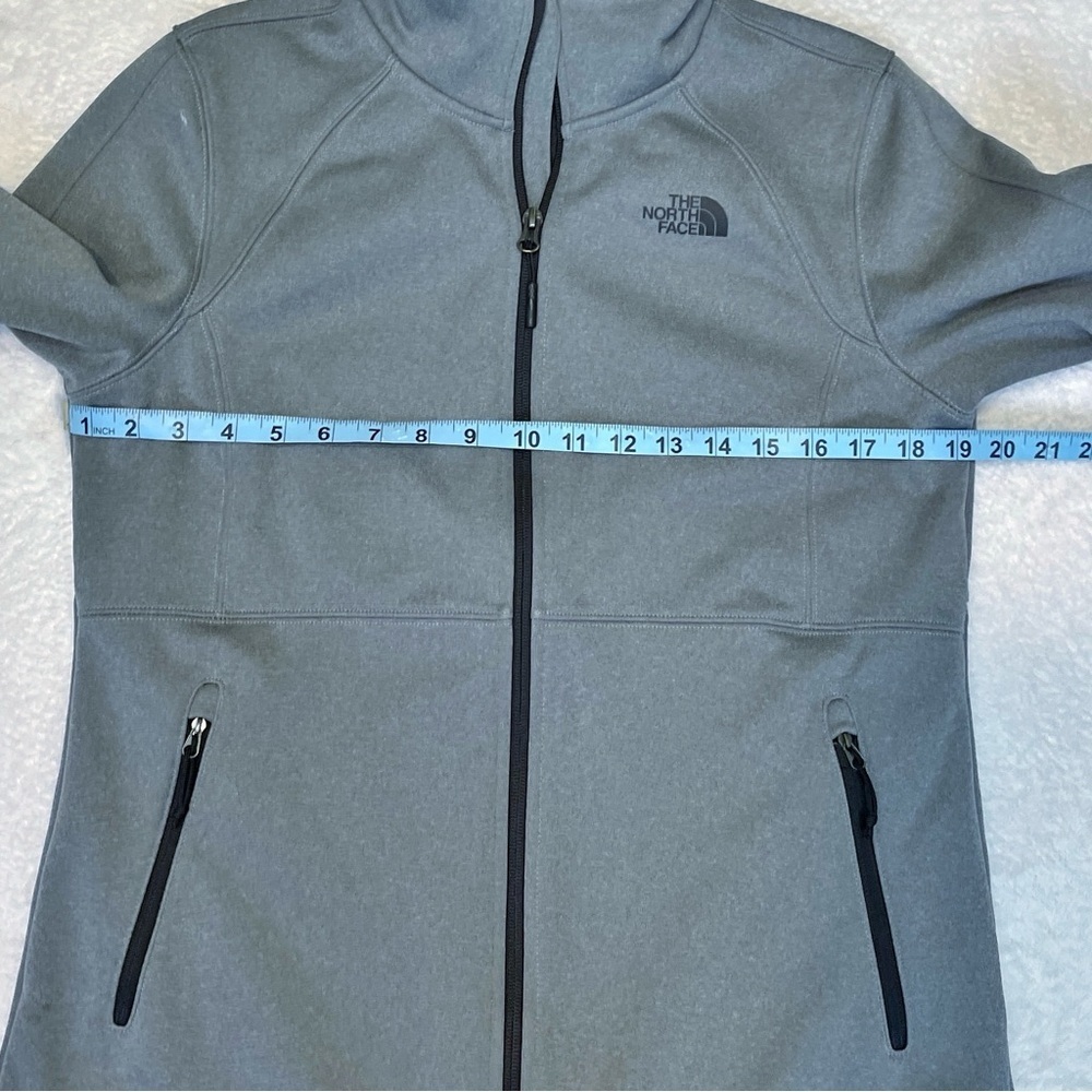 The North Face Gray Apex Riser Soft Shell Windpro… - image 8